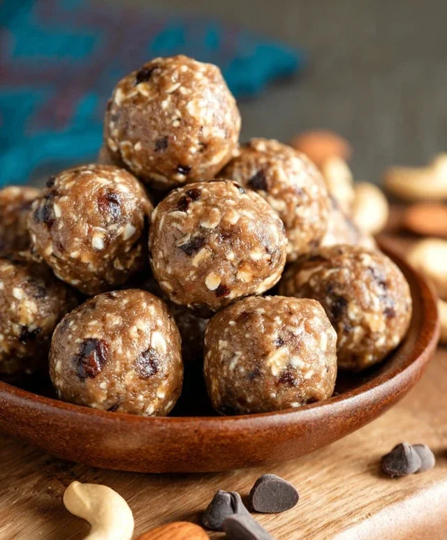 No-Bake Peanut Butter Energy Bites